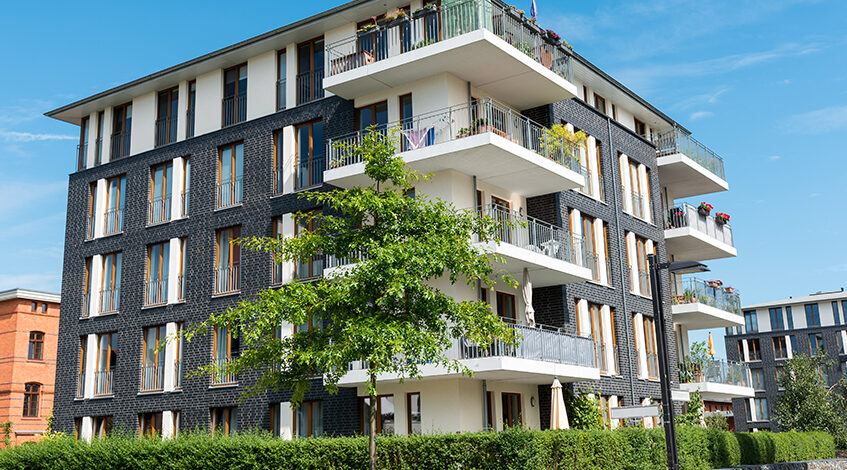 Wanting to buy a 2 BHK in Ghaziabad? Check out the Suncity society.